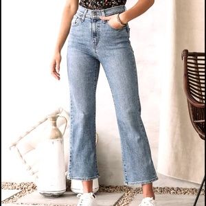 Levi’s High Waisted Crop Flare